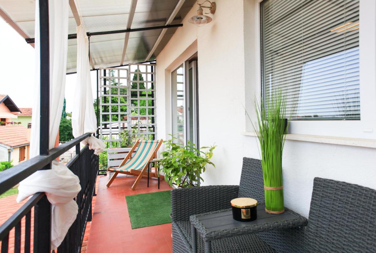 Sunset View Apartment Vinkuran Exterior photo