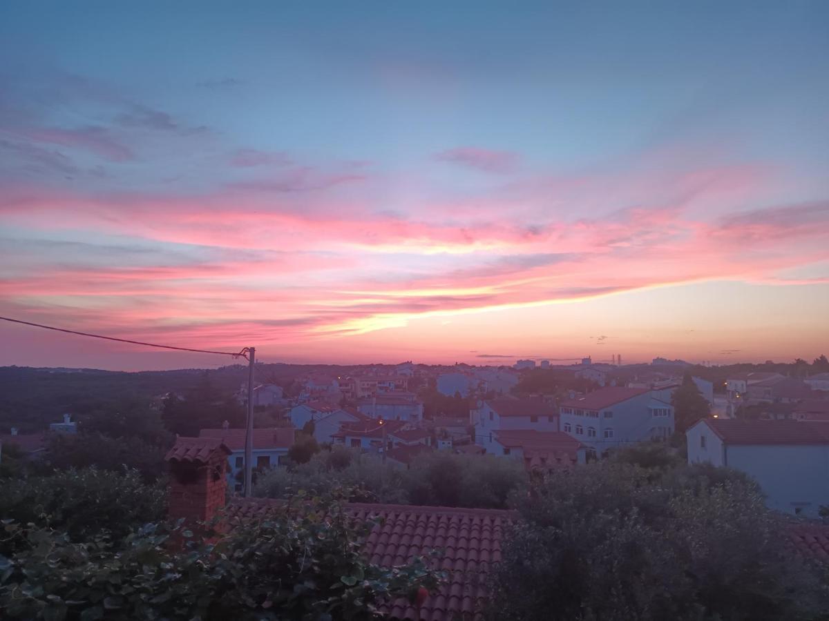 Sunset View Apartment Vinkuran Exterior photo