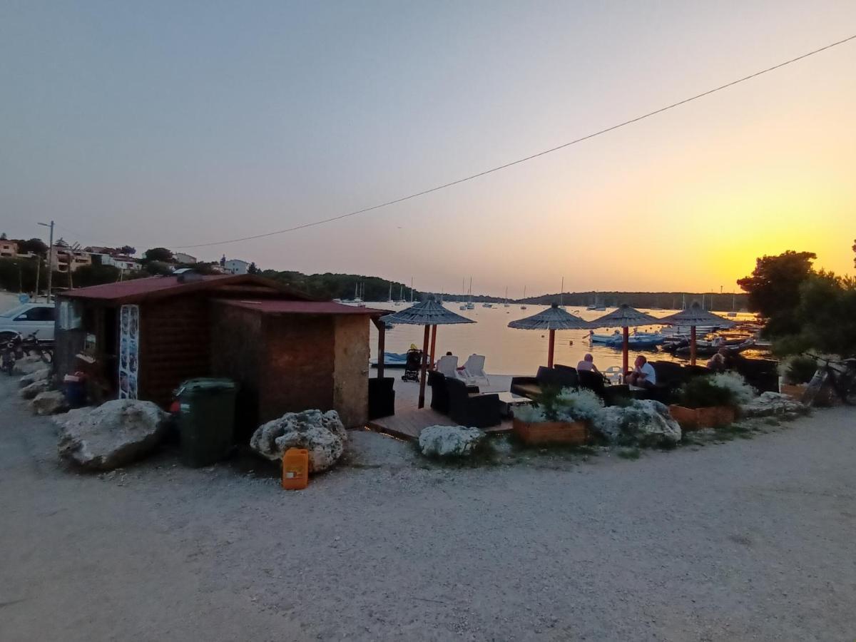 Sunset View Apartment Vinkuran Exterior photo